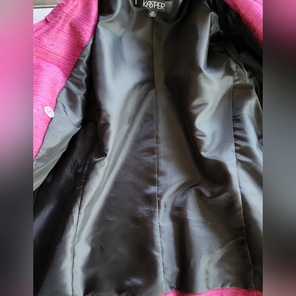 Kasper Magenta Bow Suit Jacket - Picture 9 of 16